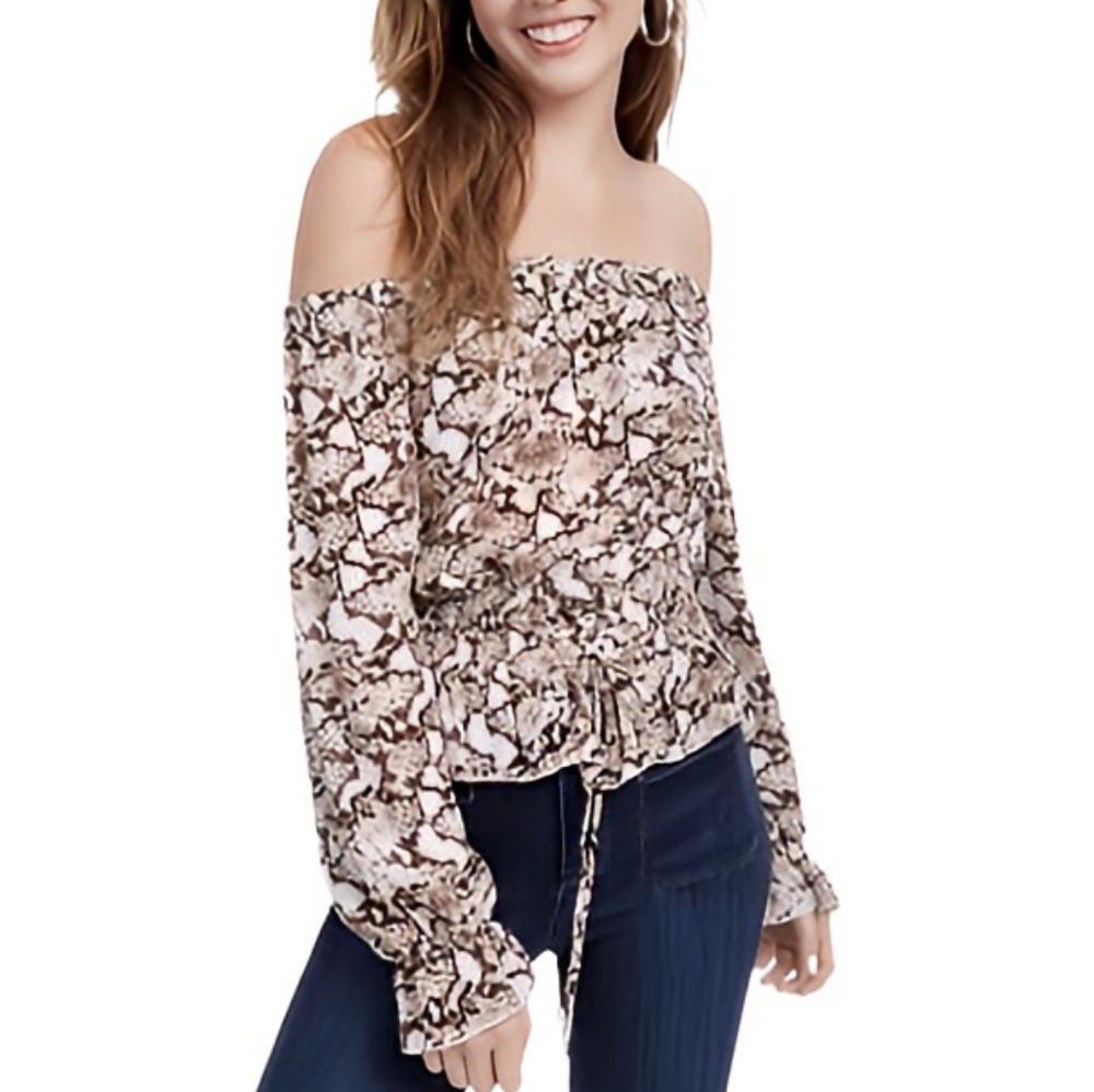 Ultra Flirt | Juniors Smocked Off-the-Shoulder Top